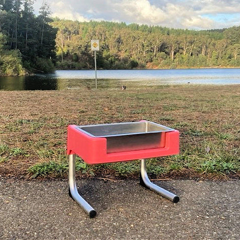 Enclosed Water Bowl Set