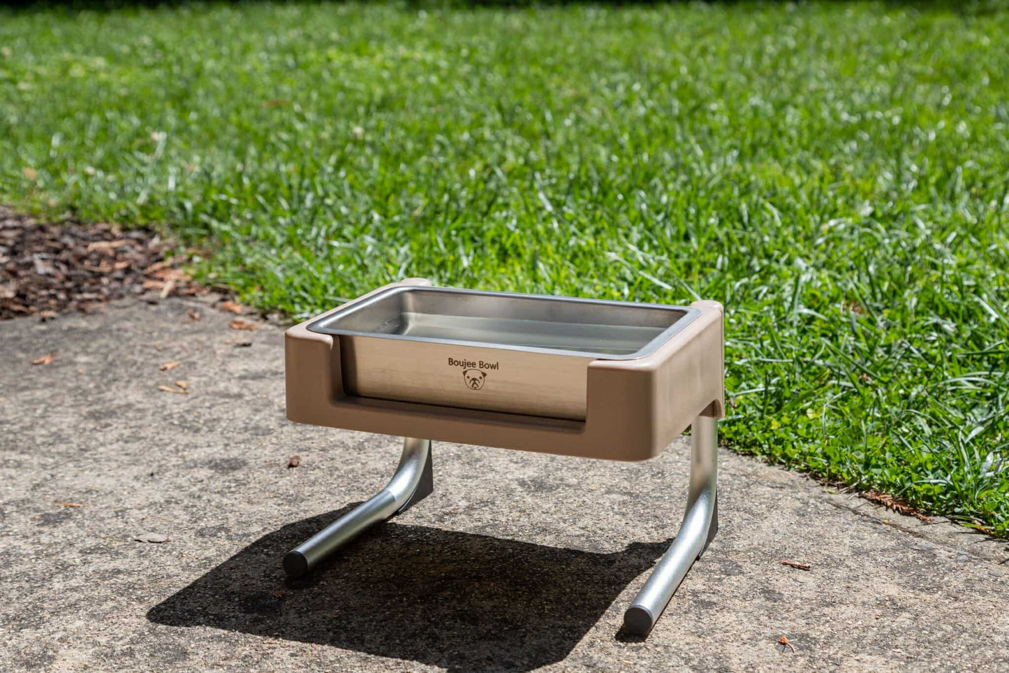 Enclosed Water Bowl